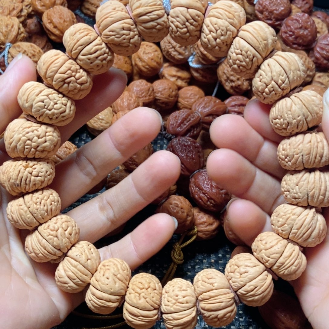 桃核手串桃核飞碟