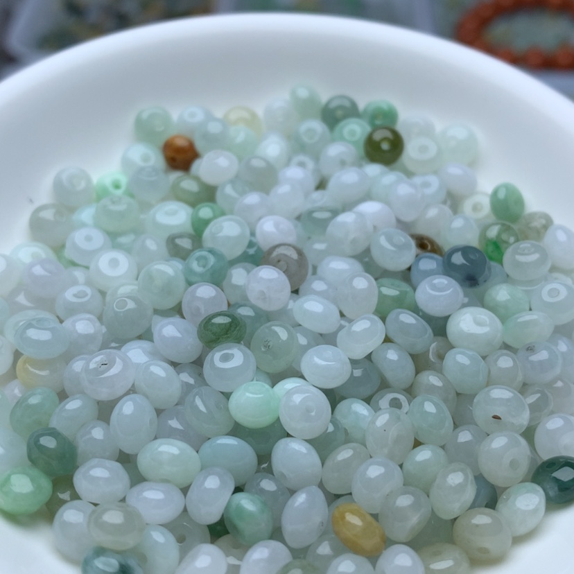 【闪购商品】翡翠手链未镶嵌卡3*5冰胶鼓珠60颗