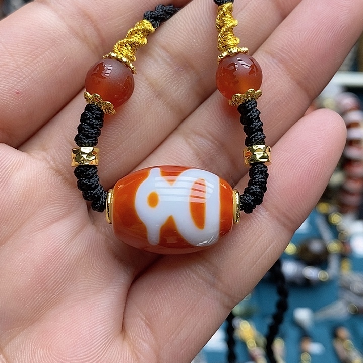 玛瑙/玉髓颈饰合金