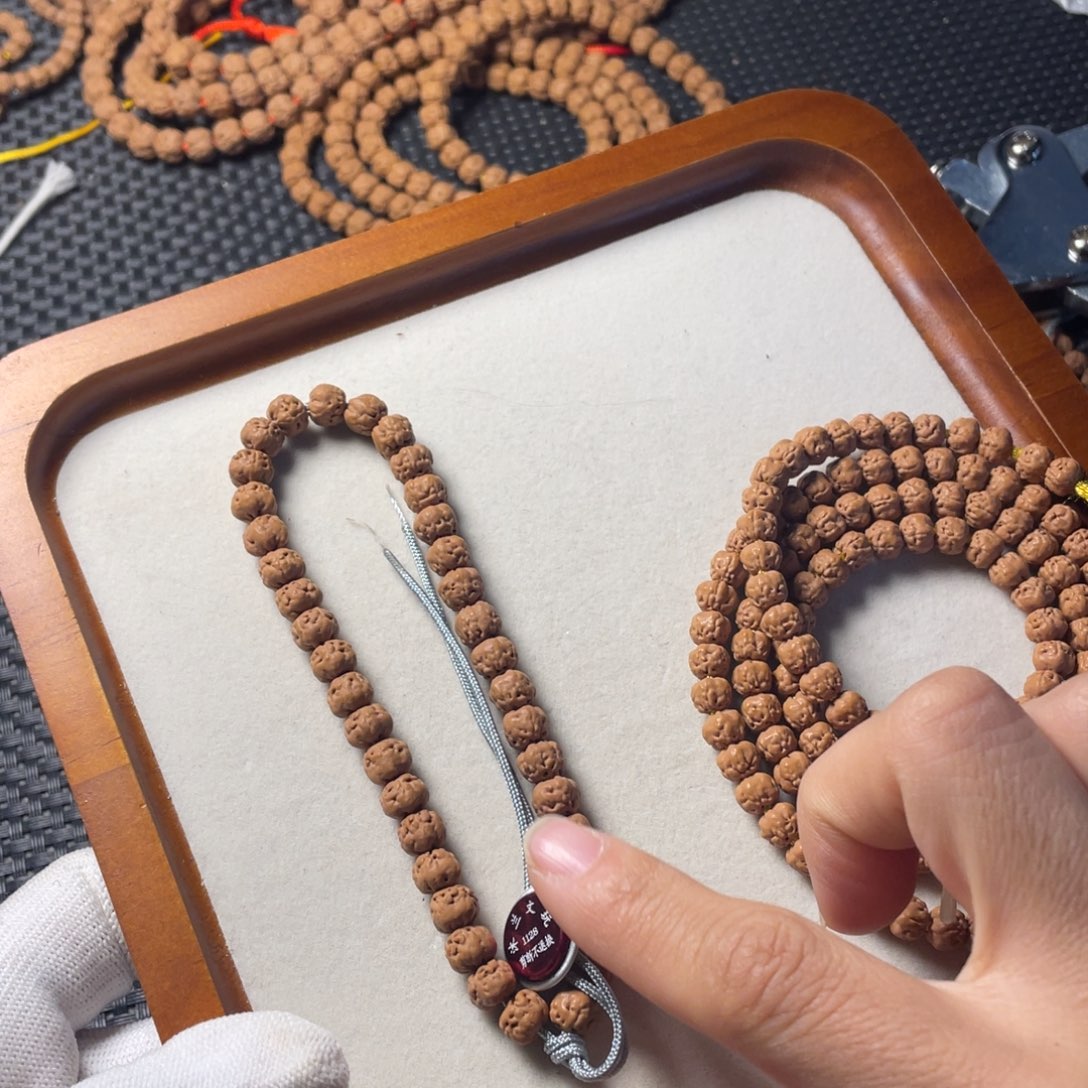 石***计金刚菩提吊坠佛手