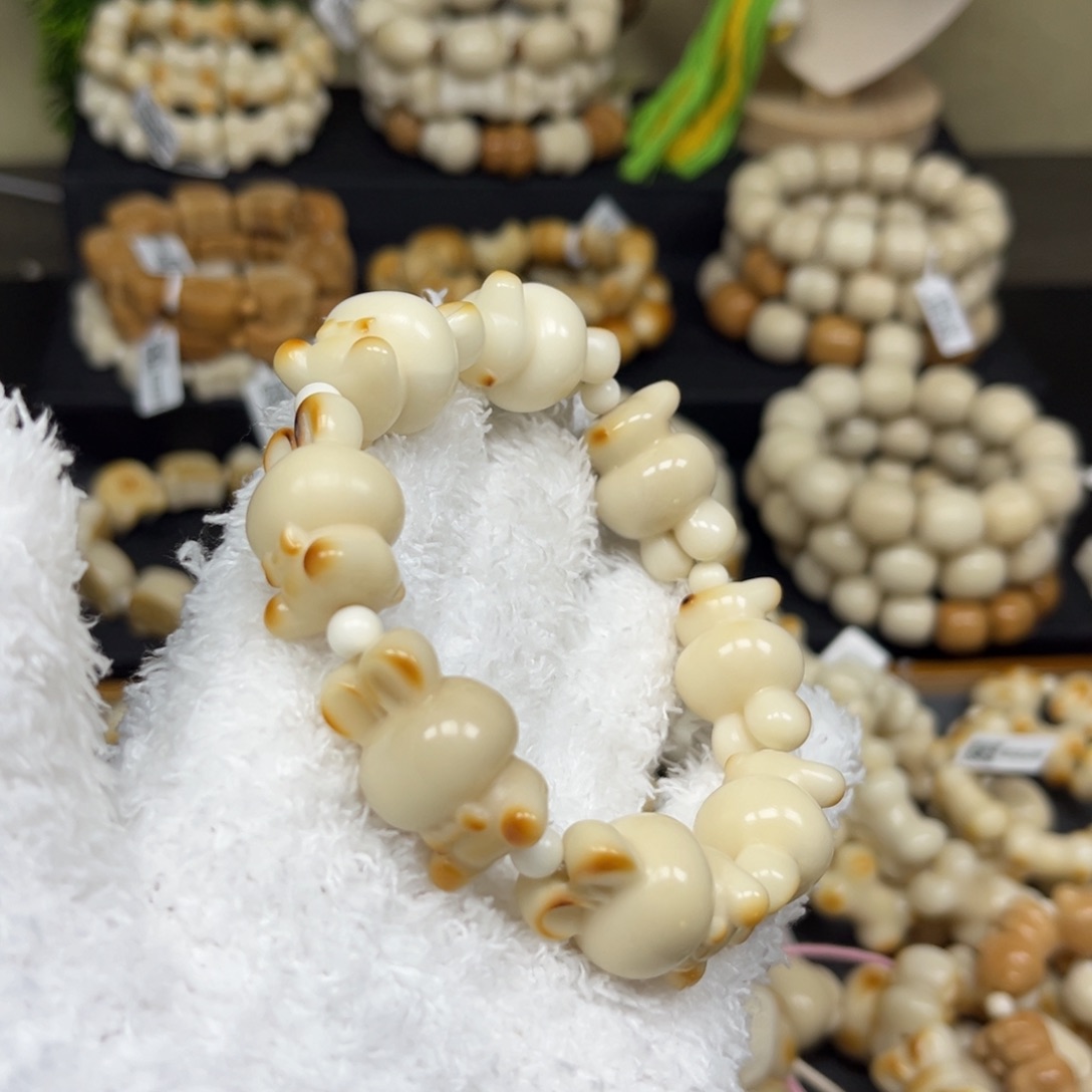 菩提根/象牙果吊坠2.17.35兔子