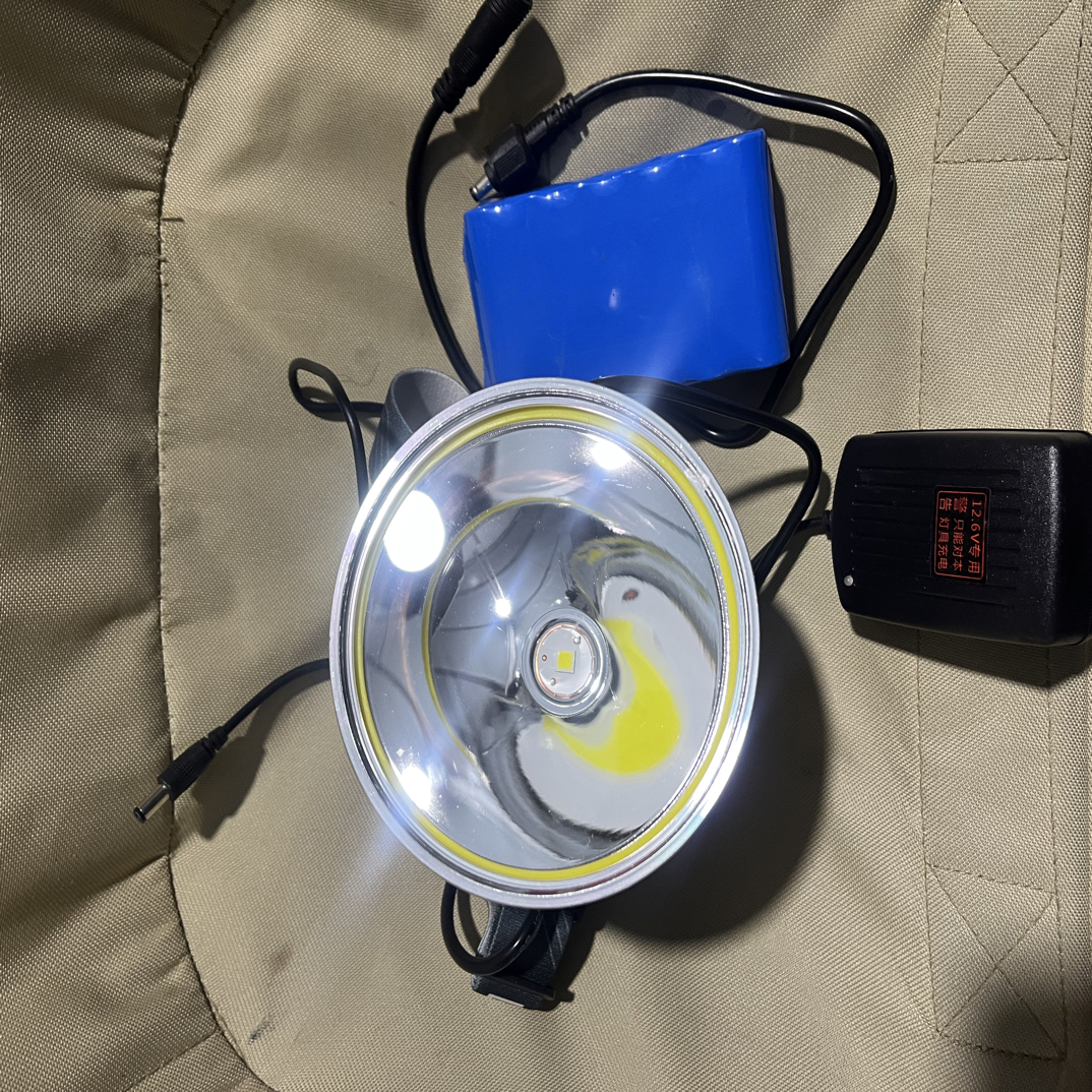 横流恒压不降档12锂电户外超亮远射实战头戴式强光照明头灯