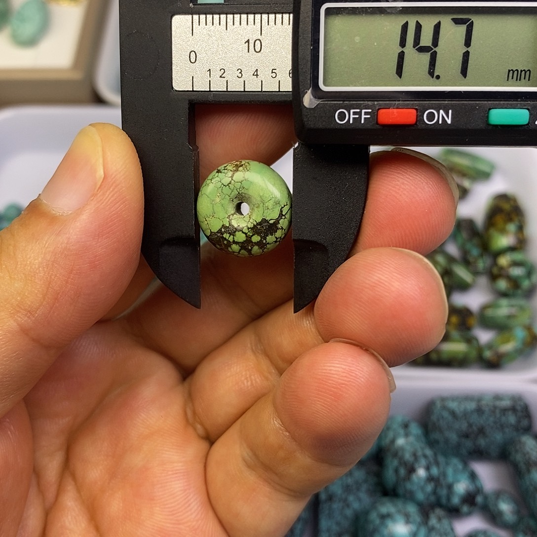 未镶嵌菜籽绿面包扣卡14.7mm
