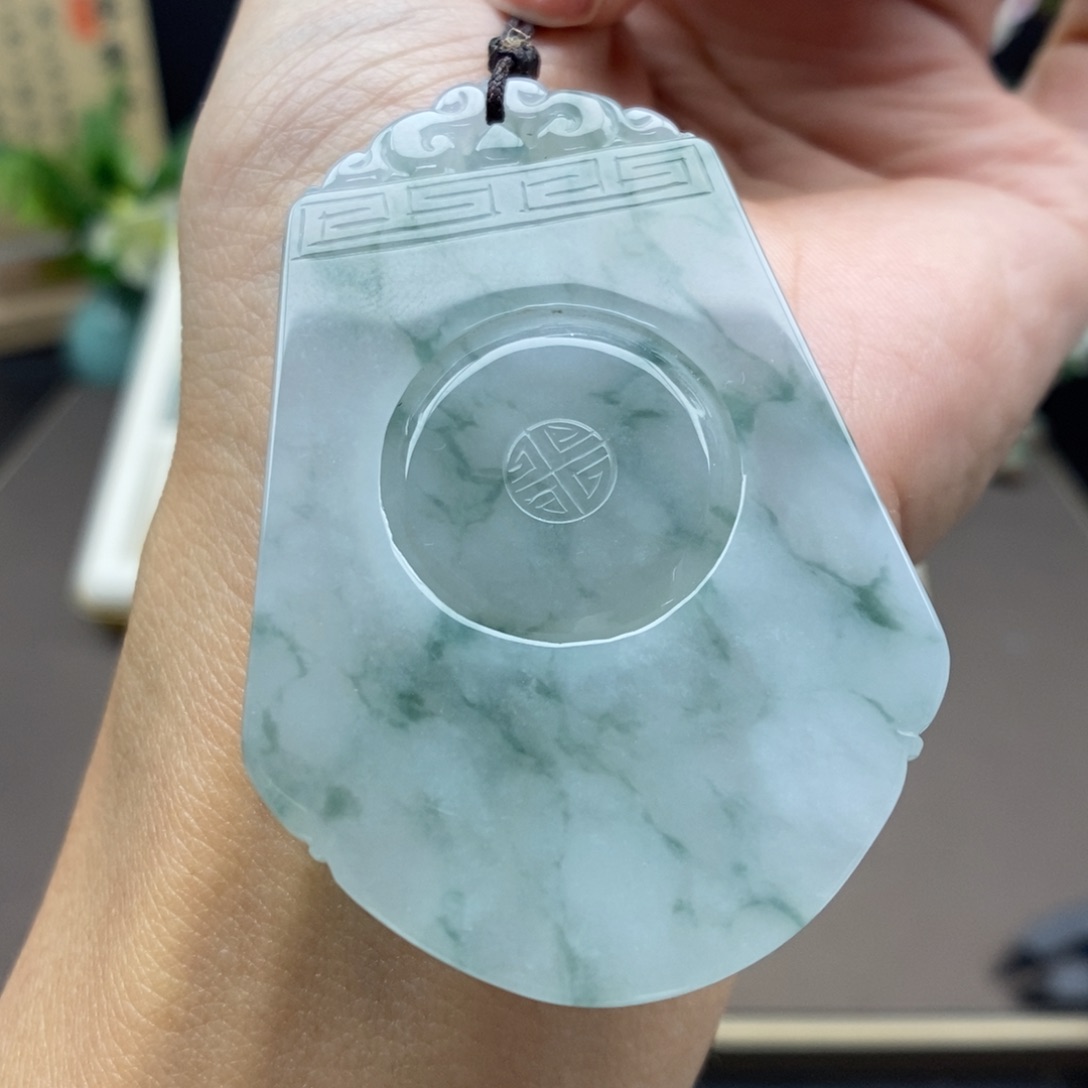 翡翠未镶嵌颈饰吊坠53