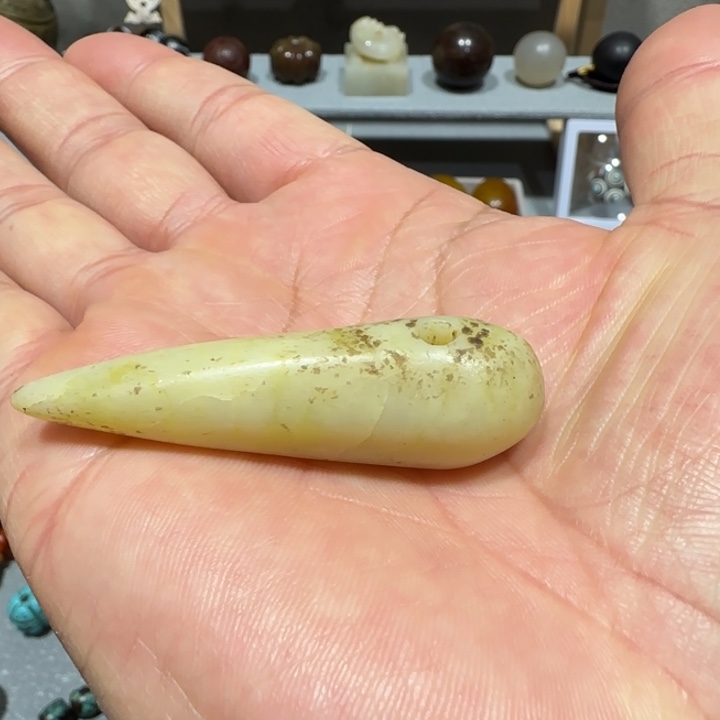 和田玉（糖玉）颈饰未镶嵌