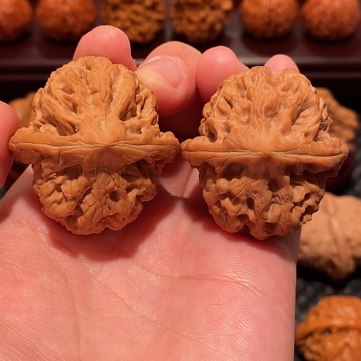 把件文玩核桃太行龙纹