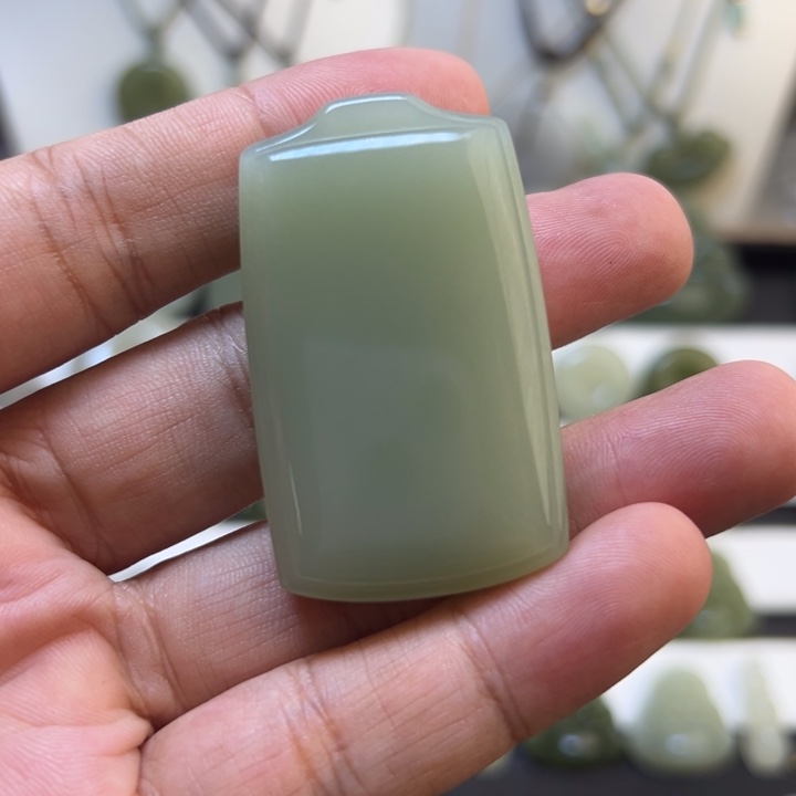 和田玉未镶嵌吊坠(不含链)666