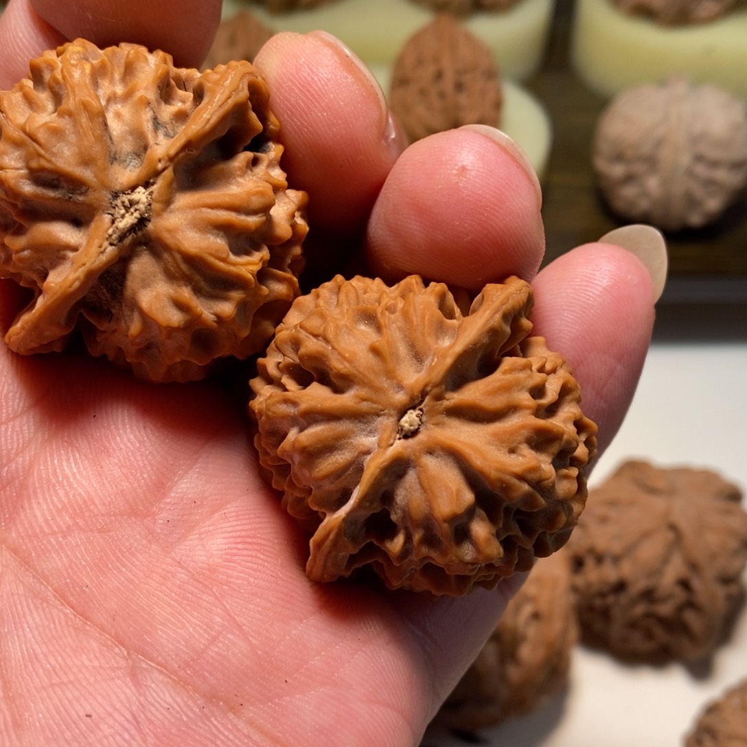 心***花文玩核桃吊坠文玩核桃龙鳞打底不退不换