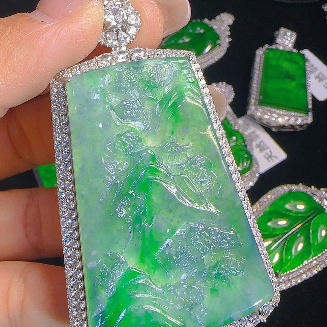 翡翠吊坠(赠链)银S925镶嵌