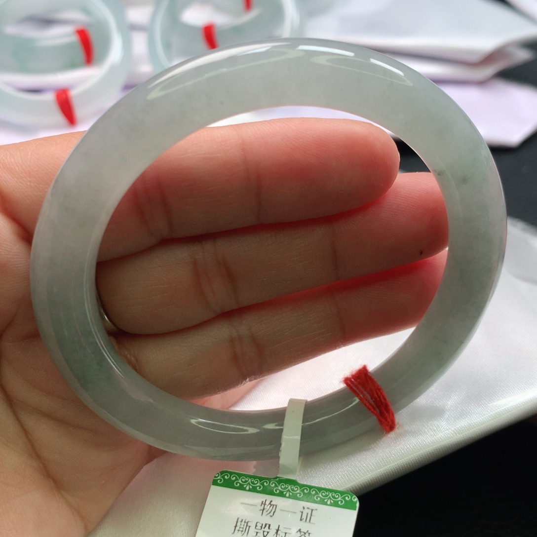 翡翠手镯未镶嵌缅甸56.57