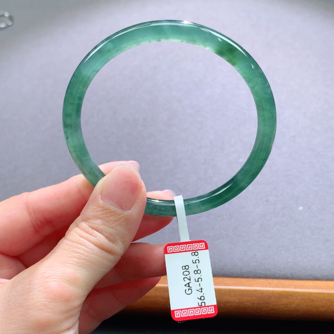 翡翠手镯未镶嵌天然翡翠手镯叮当镯