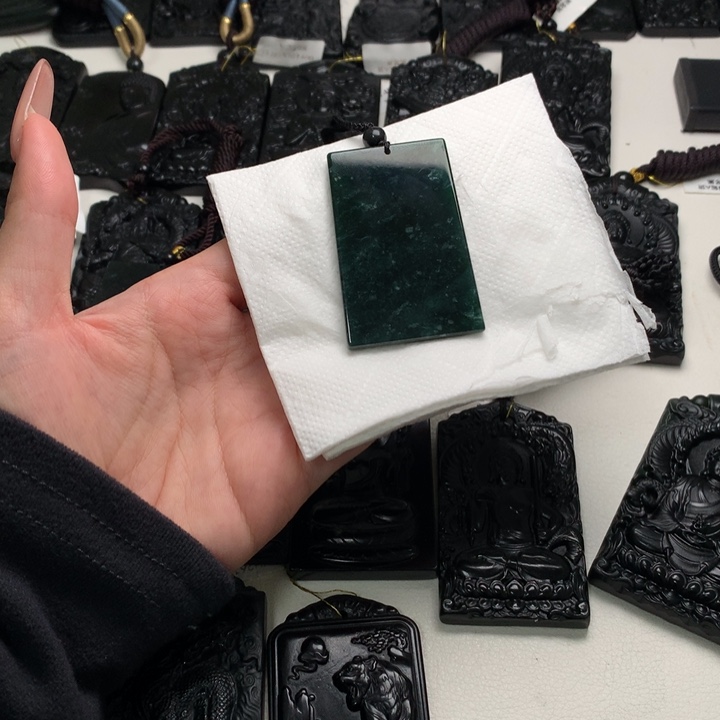 翡翠未镶嵌挂件天然a货钢琴黑挂件