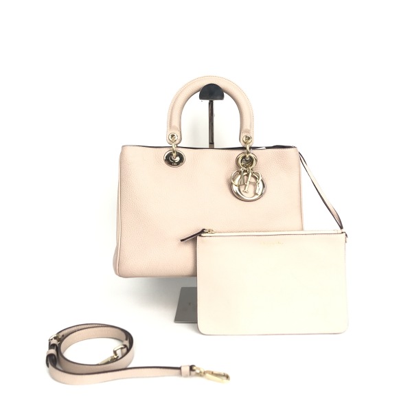 95新/迪奥/包包/市场价32000/250221CZ0030