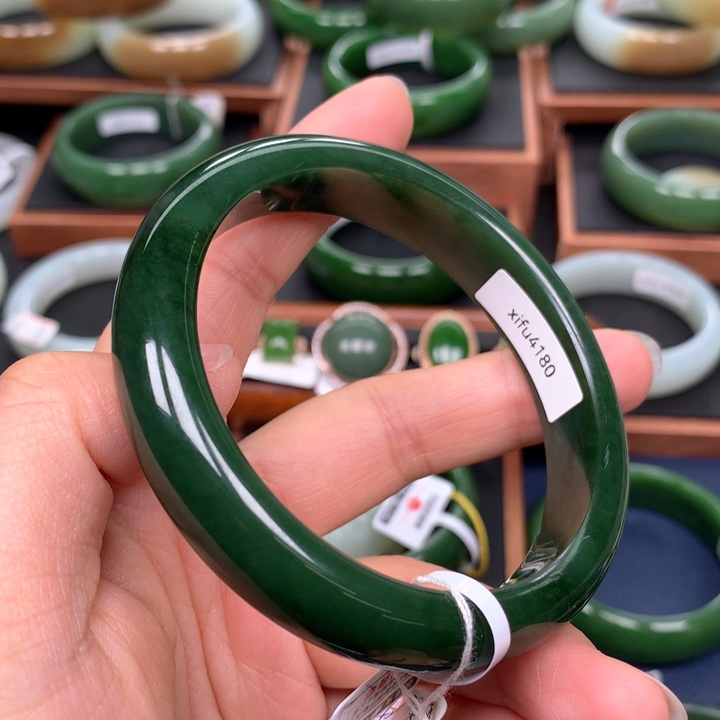 和田玉（碧玉）手镯未镶嵌62