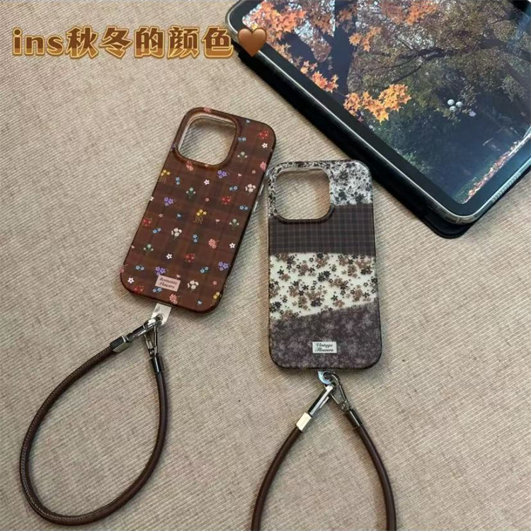 ins复古粉格纹碎花标签适用iPhone17pro手机壳苹果16promax新款15