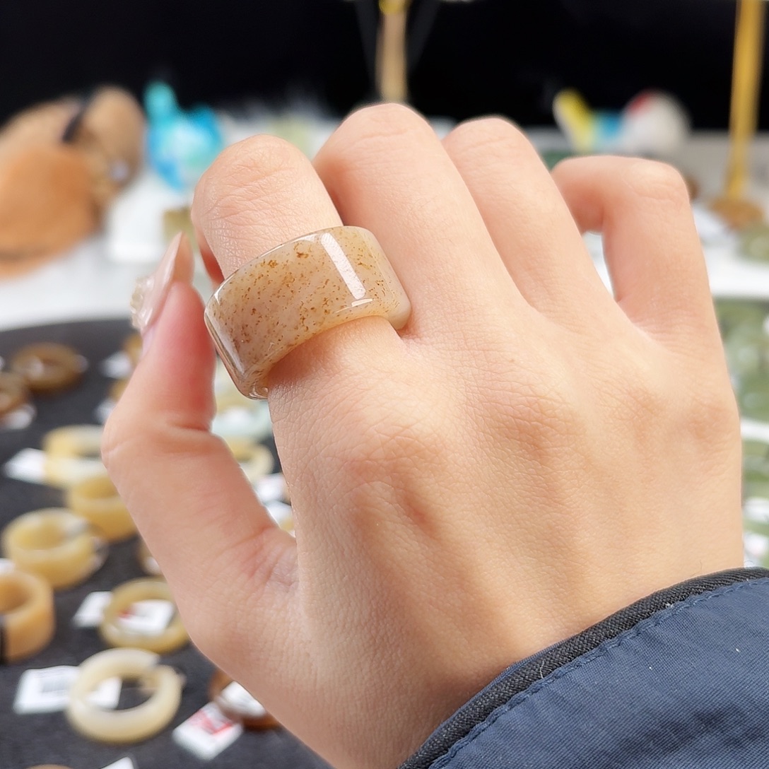 和田玉未镶嵌戒指P29金桂花直切18.3不退换