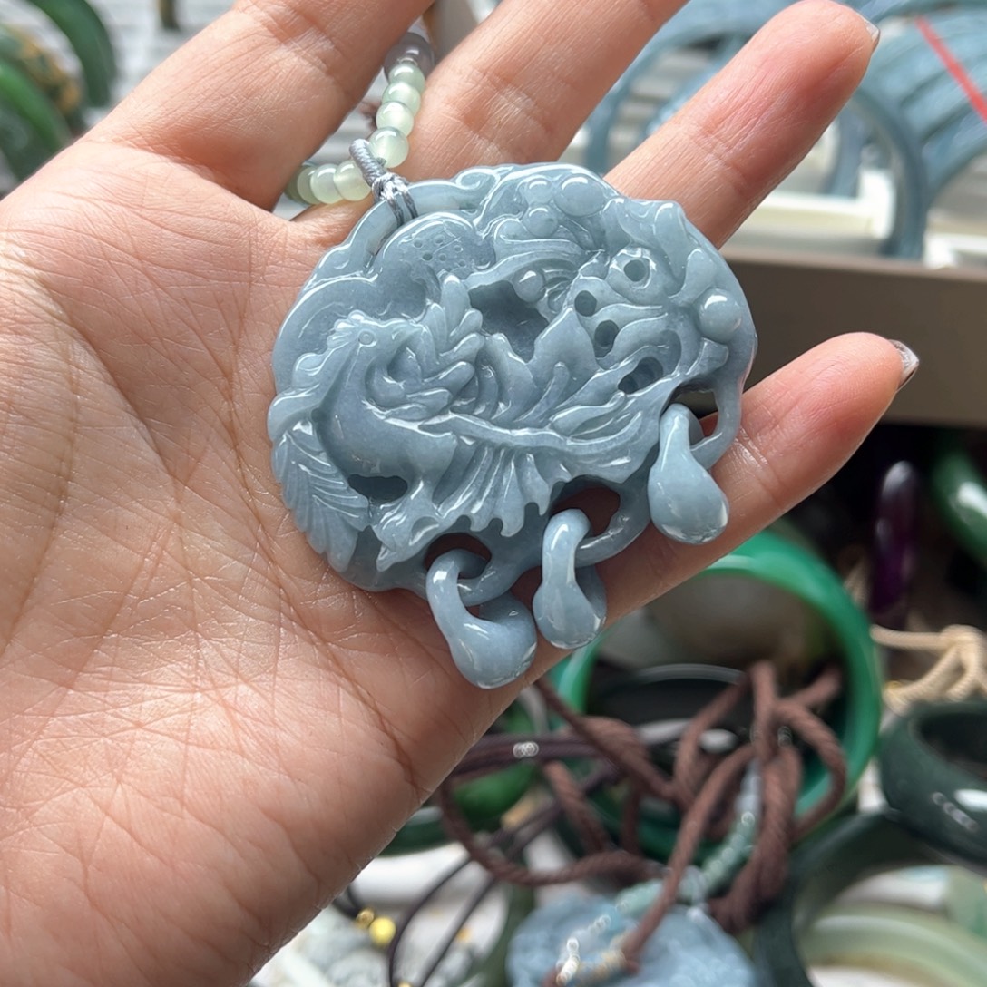 翡翠未镶嵌颈饰8888888888888