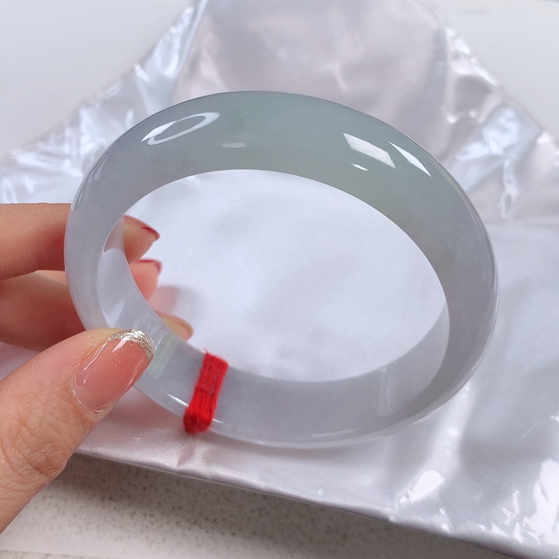 翡翠手镯未镶嵌 正圈⑧⑨