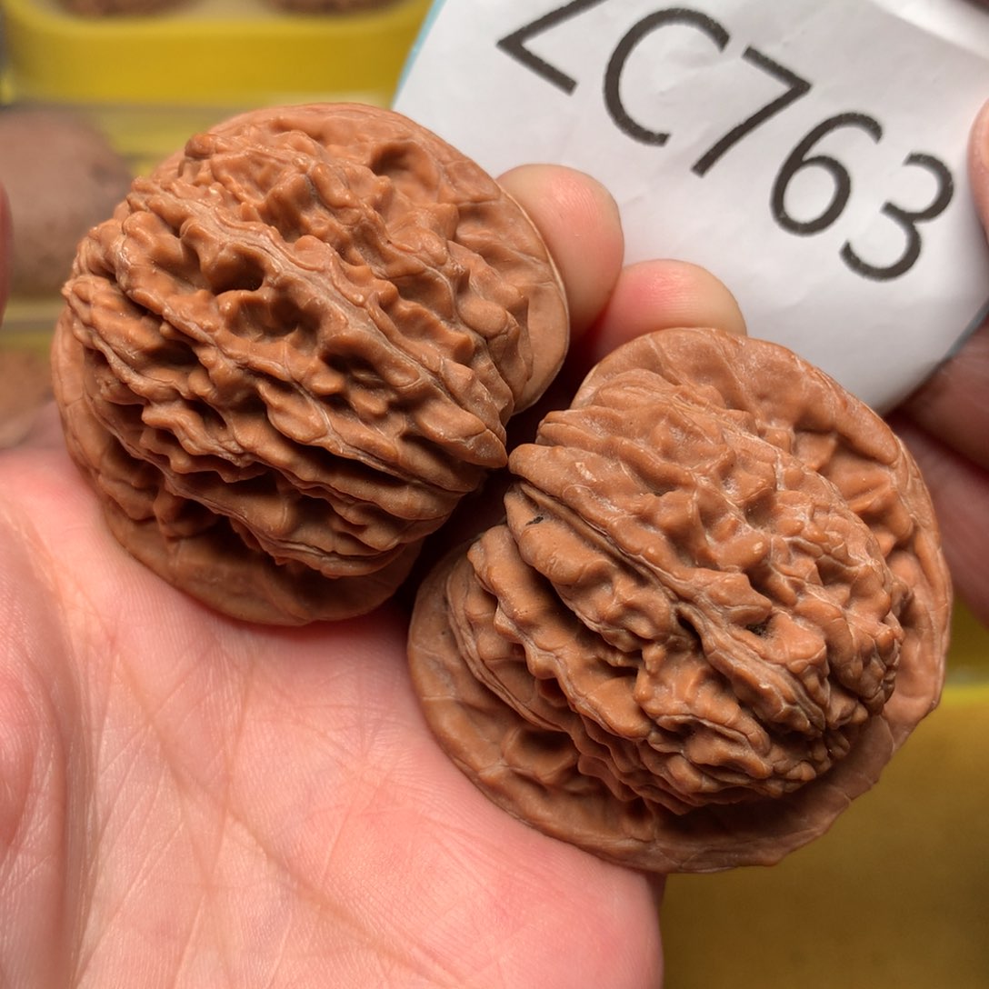 文玩核桃把件汉高楼44