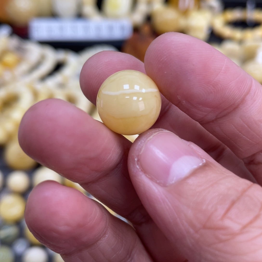 琥珀珠宝奇石未镶嵌14.2mm