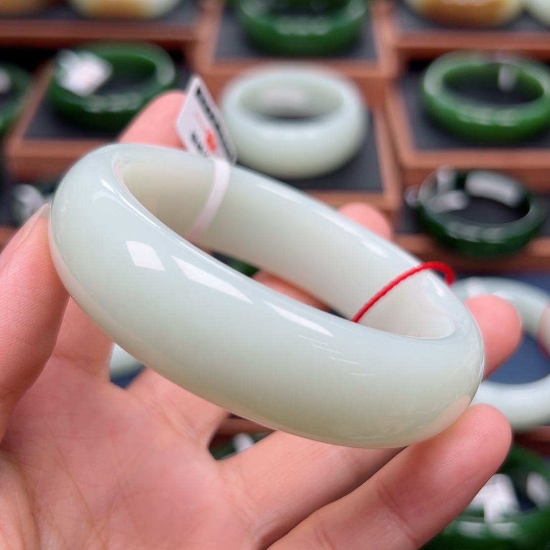 未镶嵌手镯和田玉6061