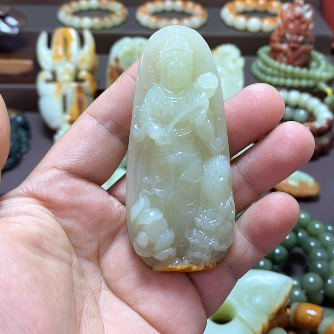 透闪石质玉观音未镶嵌用****4