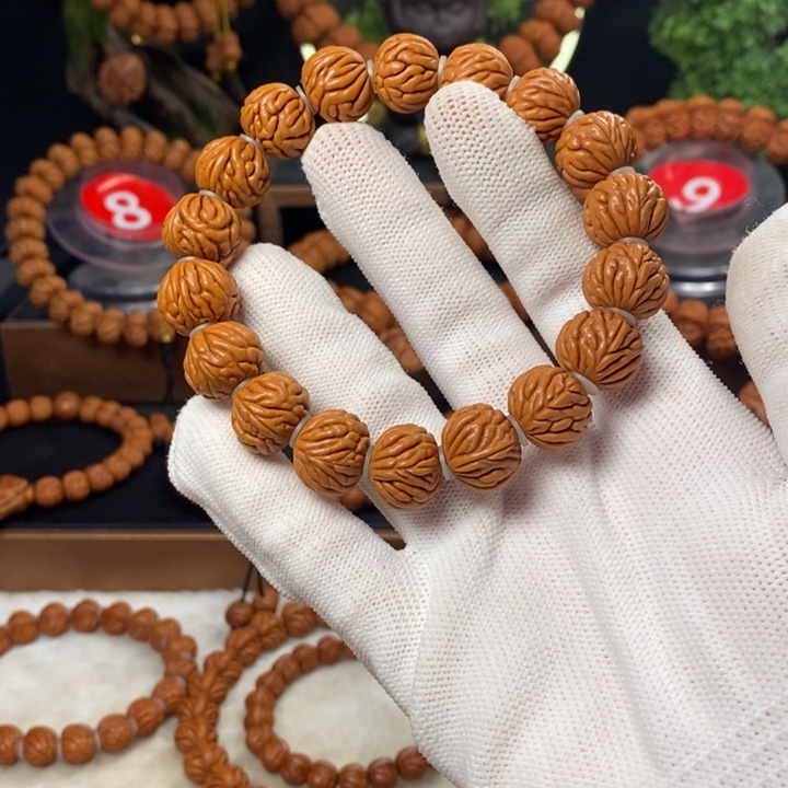 桃核吊坠秦岭龙纹