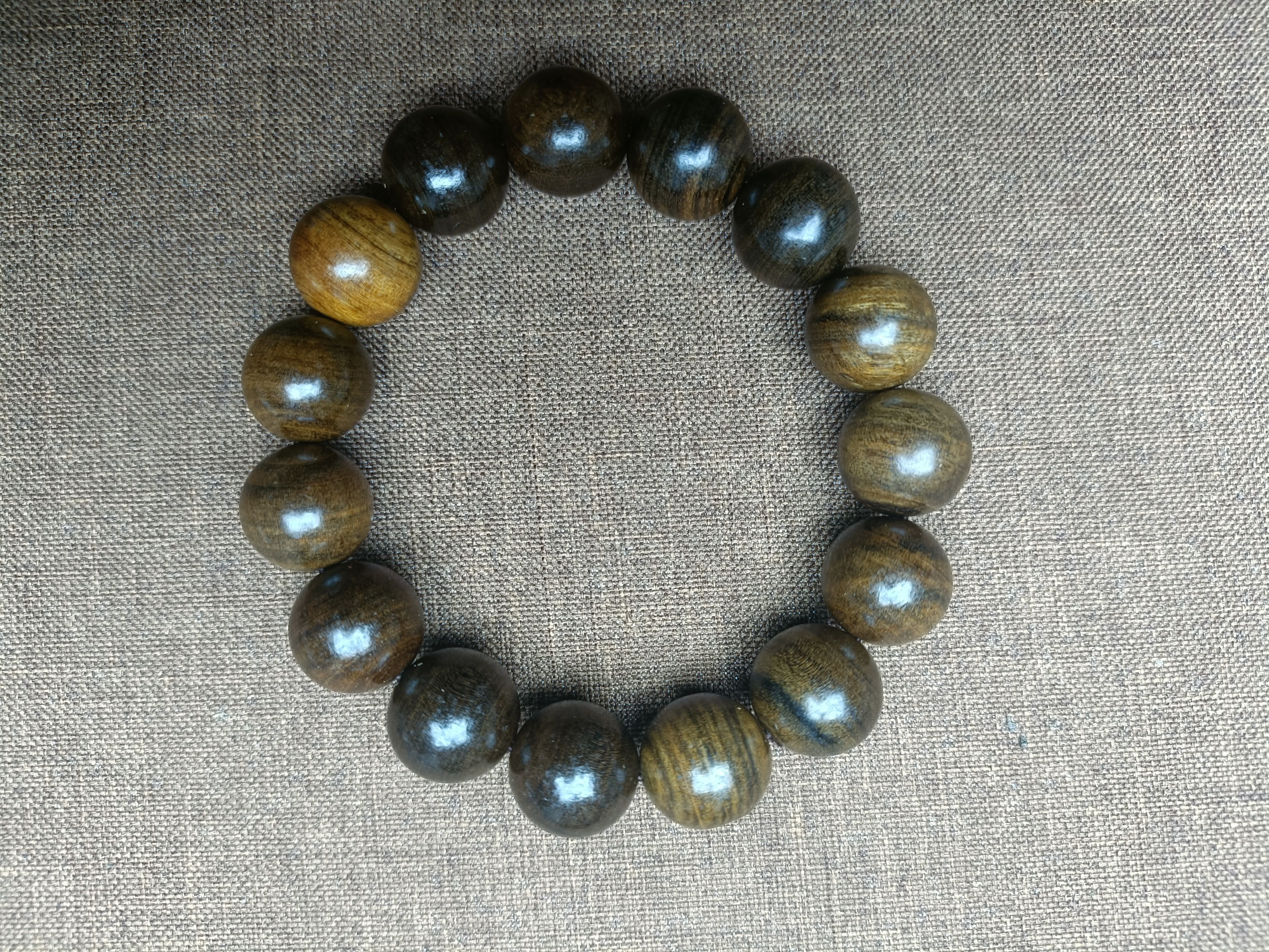 【高盛】沉香15mm 编号394