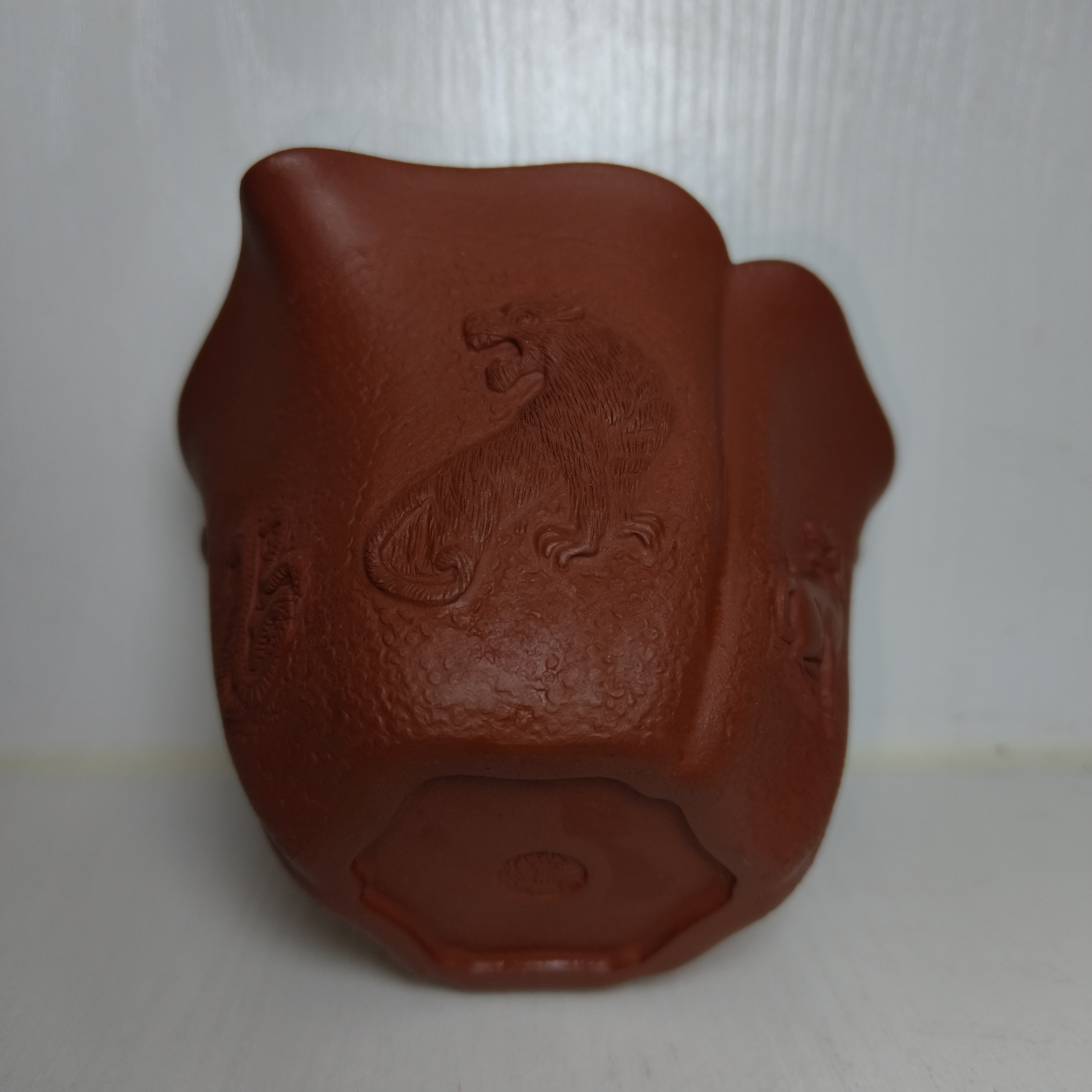 紫砂十二生肖 手抓壶公道杯，原矿清水泥，容量180cc
