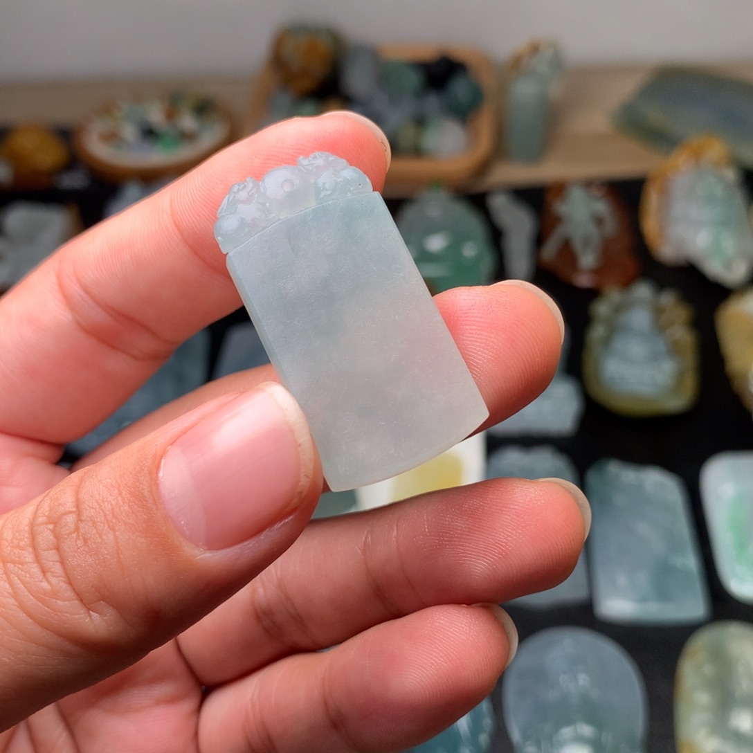 定制翡翠未镶嵌无事牌