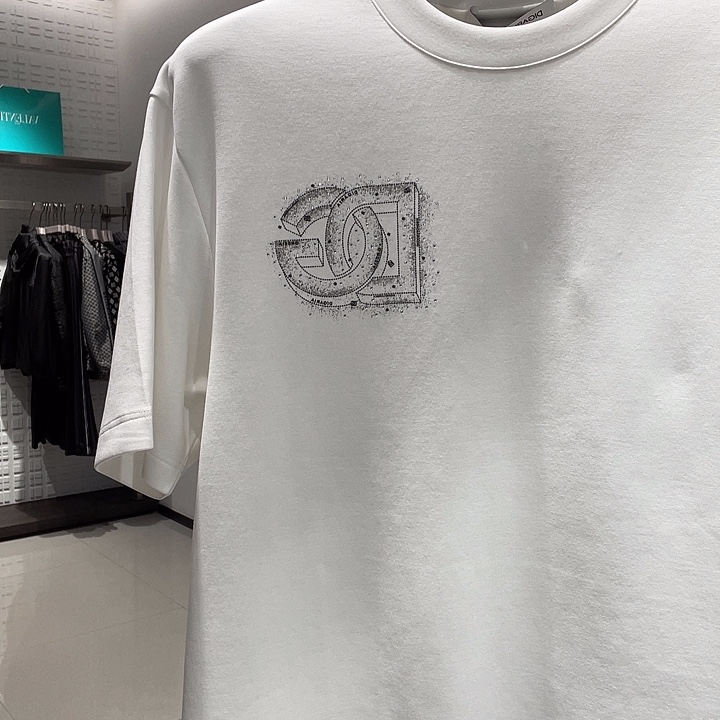 鲁***建170迪嘎呀DG白色T恤54码