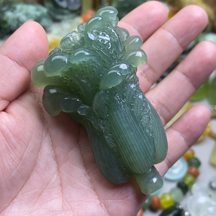 蛇纹石玉手把件未镶嵌