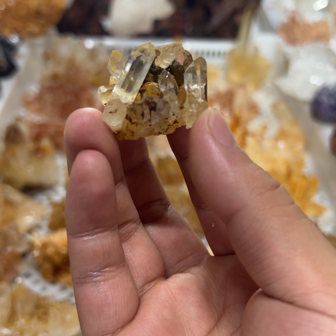 ****未镶嵌珠宝半成品水晶
