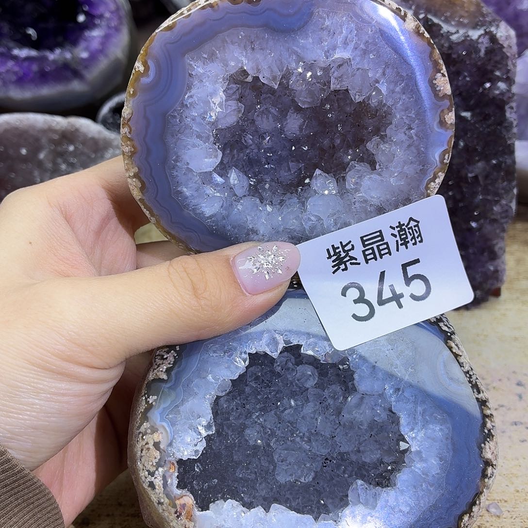 未镶嵌水晶大型摆件（非配饰）