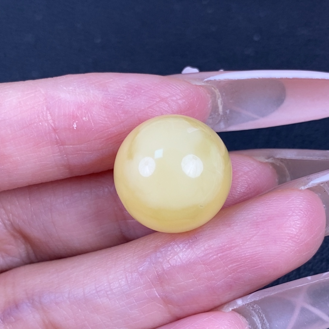 琥珀未镶嵌珠宝奇石247