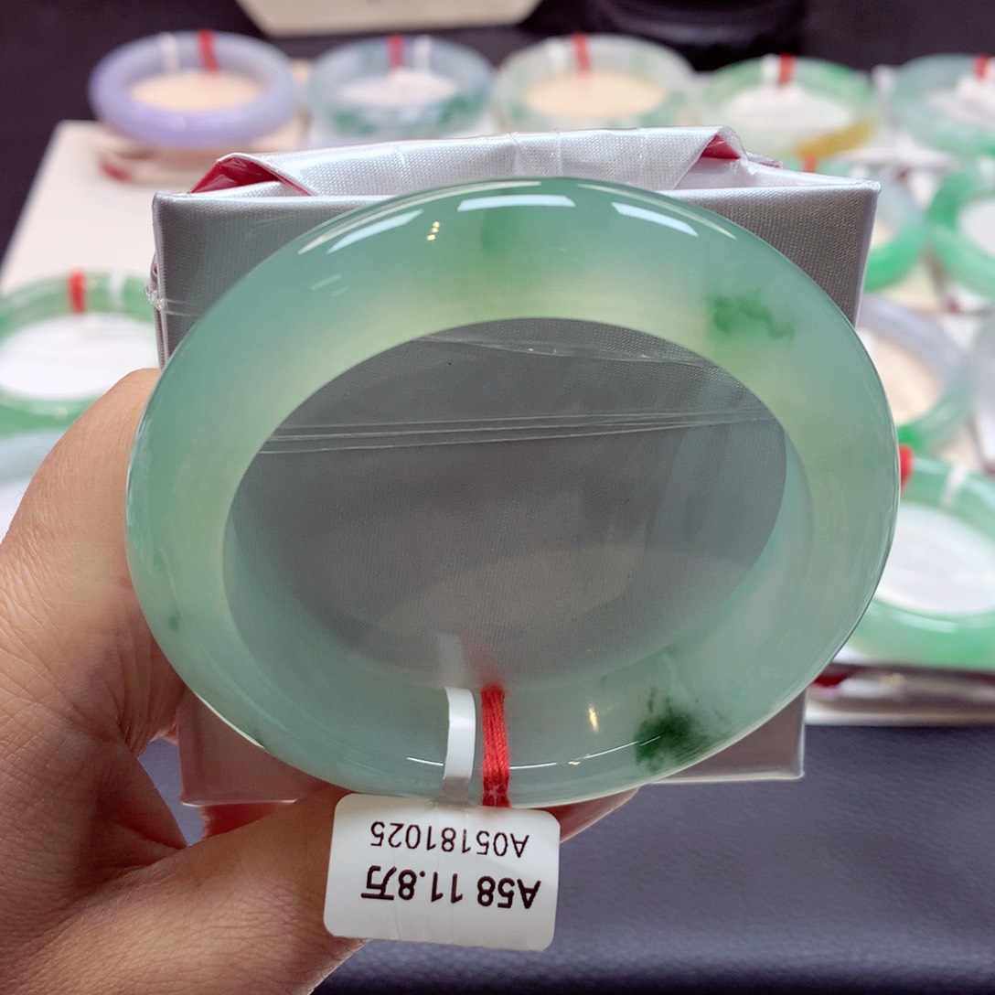 翡翠手镯未镶嵌正圈58（30号）89