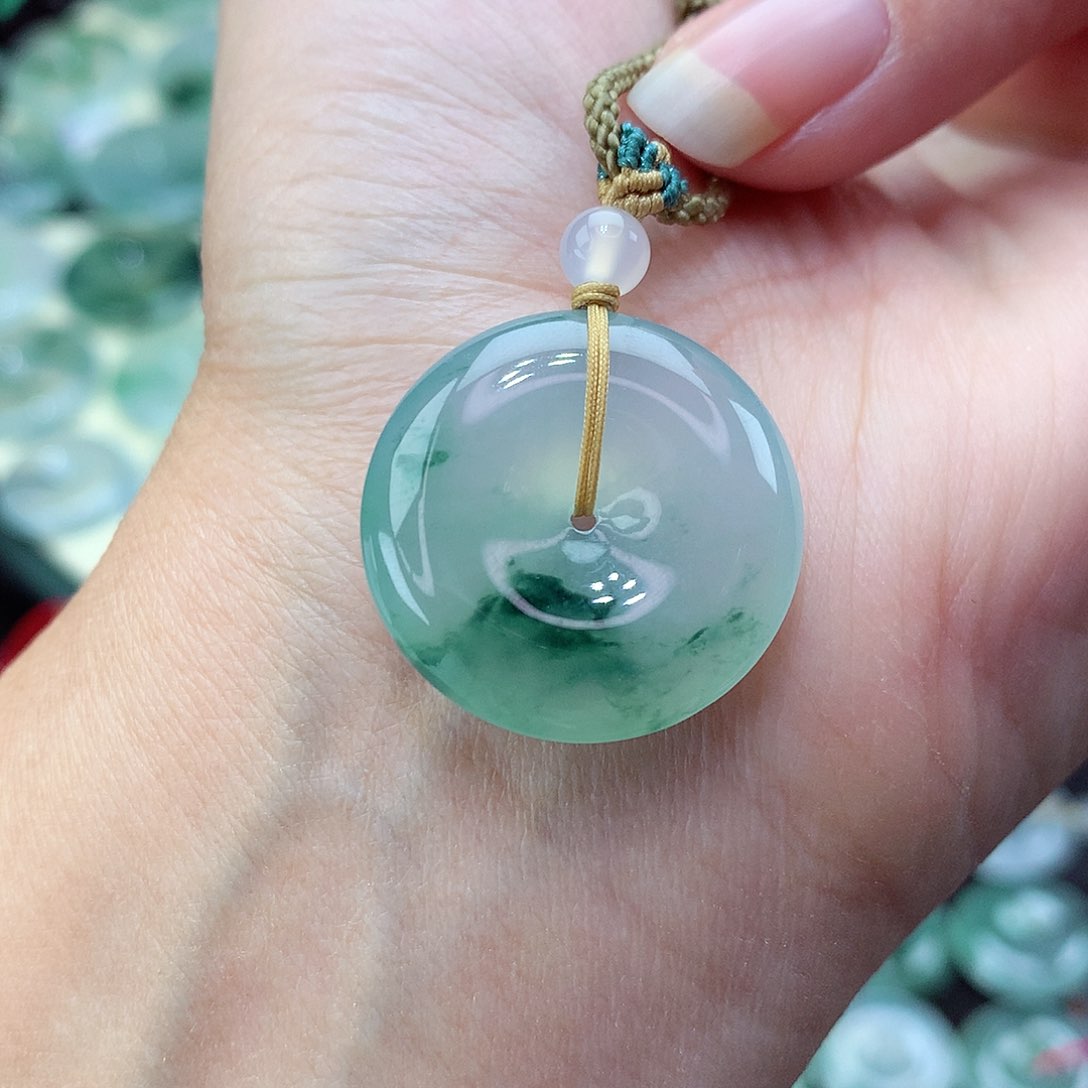 翡翠颈饰未镶嵌16尺寸24.1-5.9