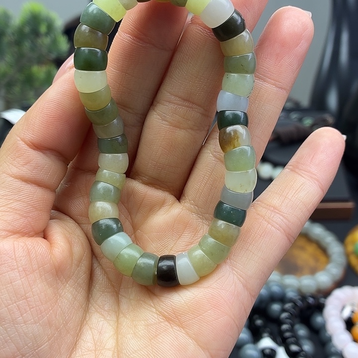 和田玉未镶嵌手串