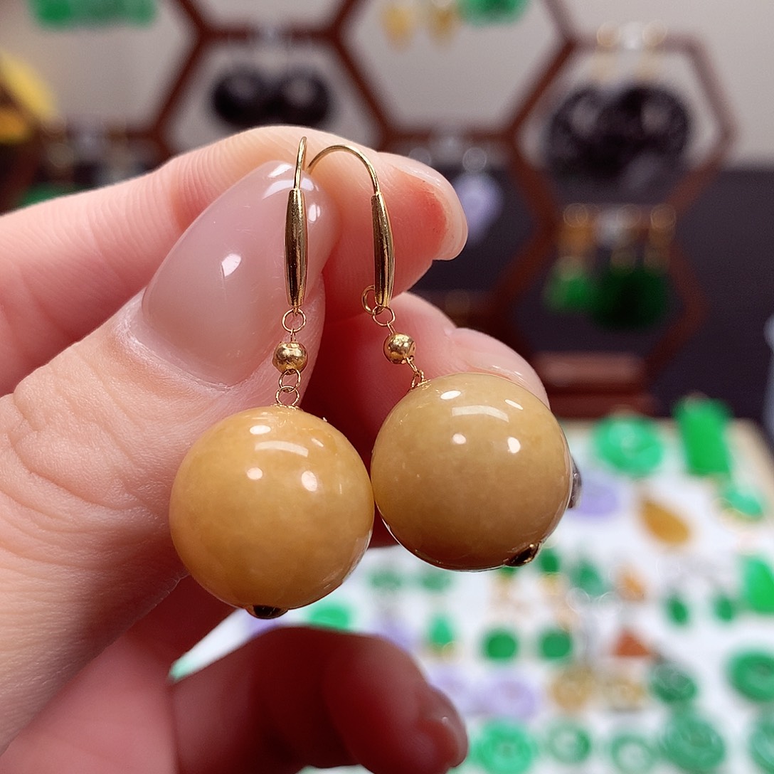 翡翠耳饰18K金镶嵌天然翡翠