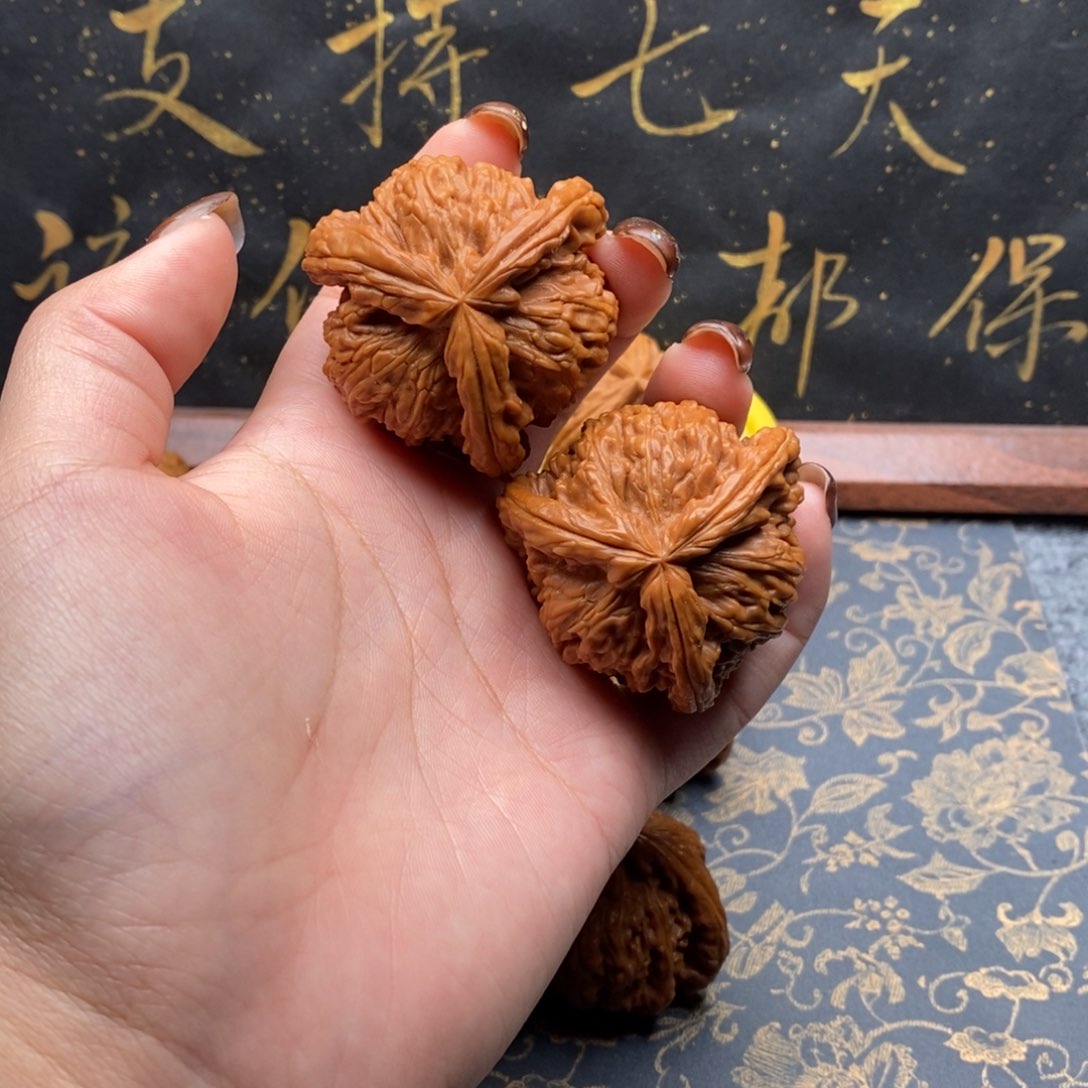 吊坠文玩核桃探*者