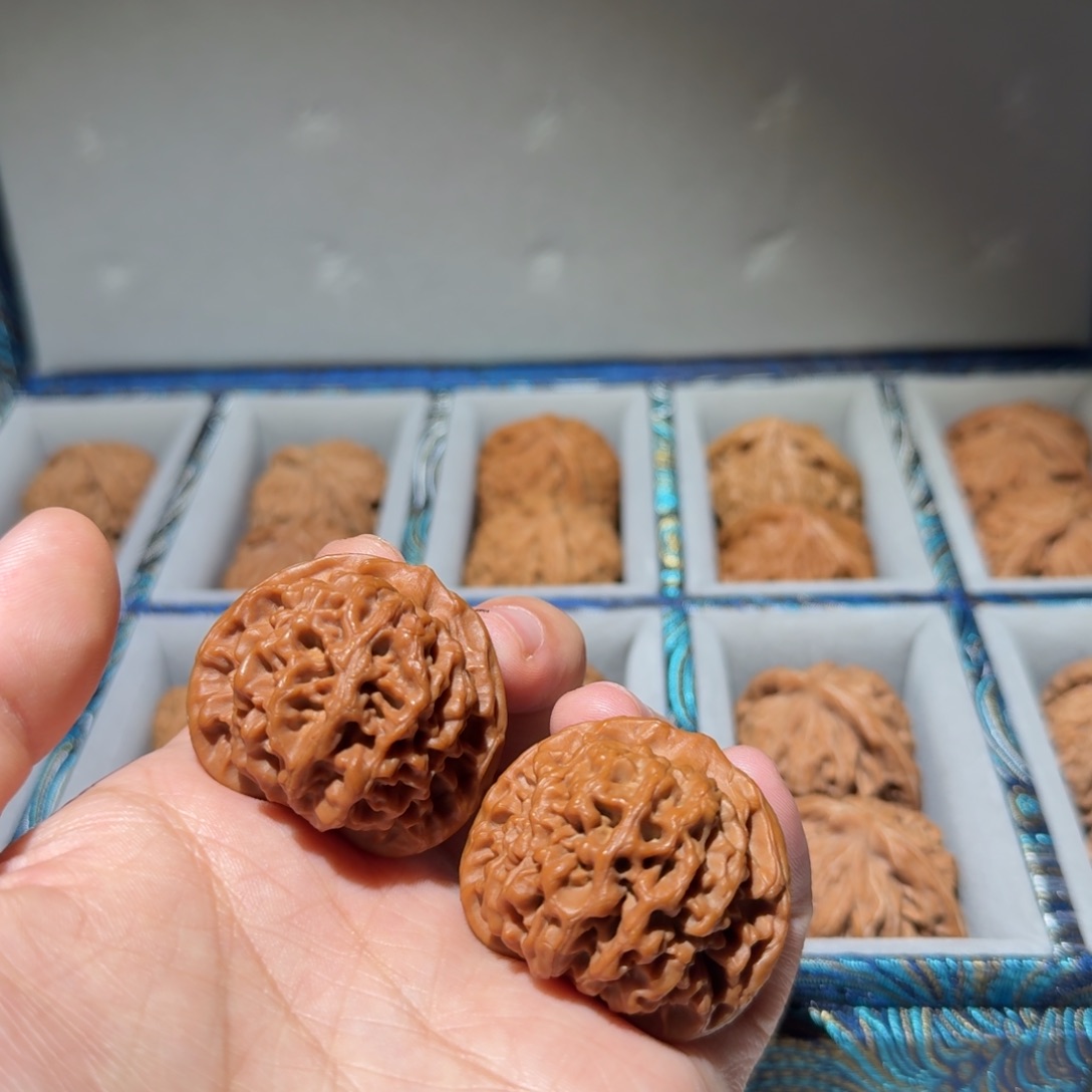 文玩核桃吊坠39秦闷