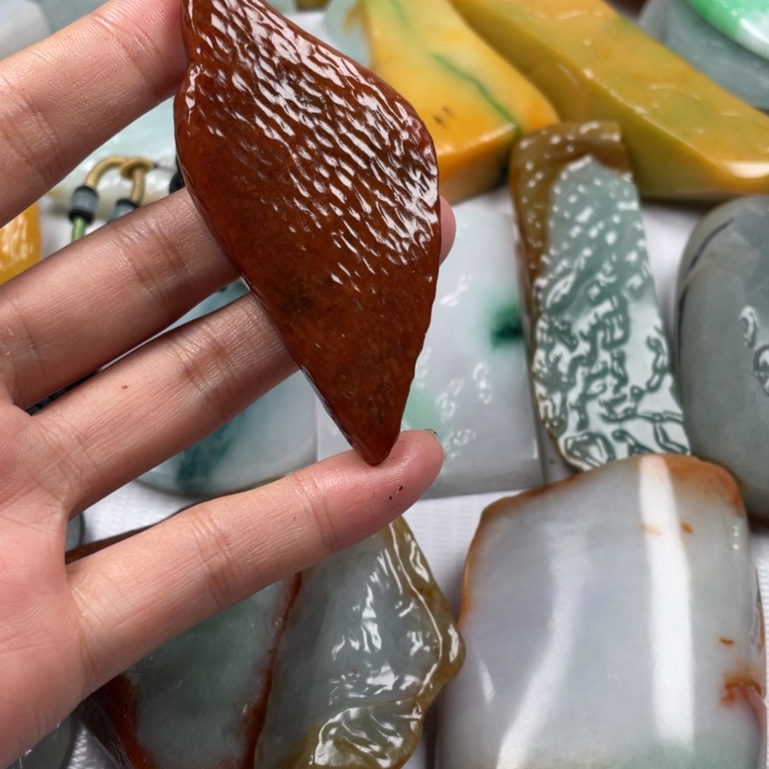 【闪购商品】翡翠颈饰未镶嵌翡翠