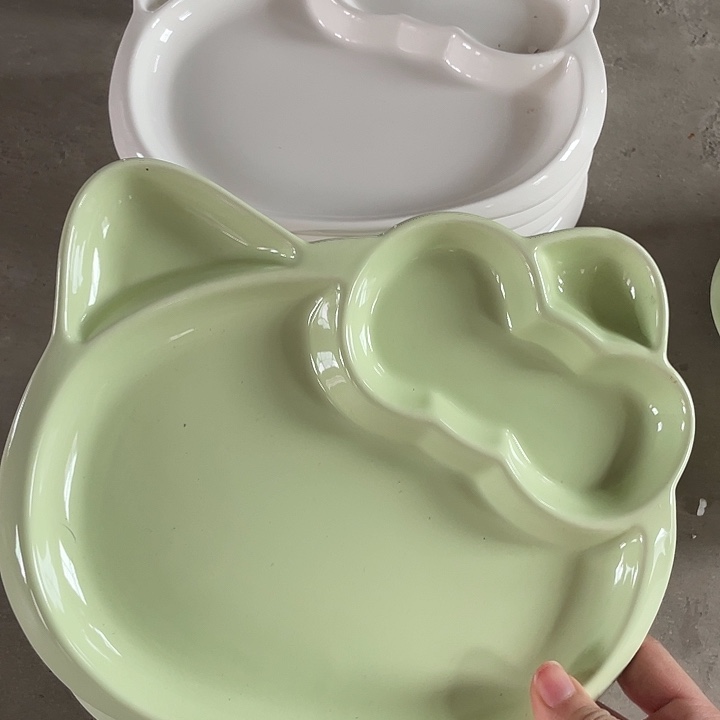 搪瓷微瑕绿色kity一个