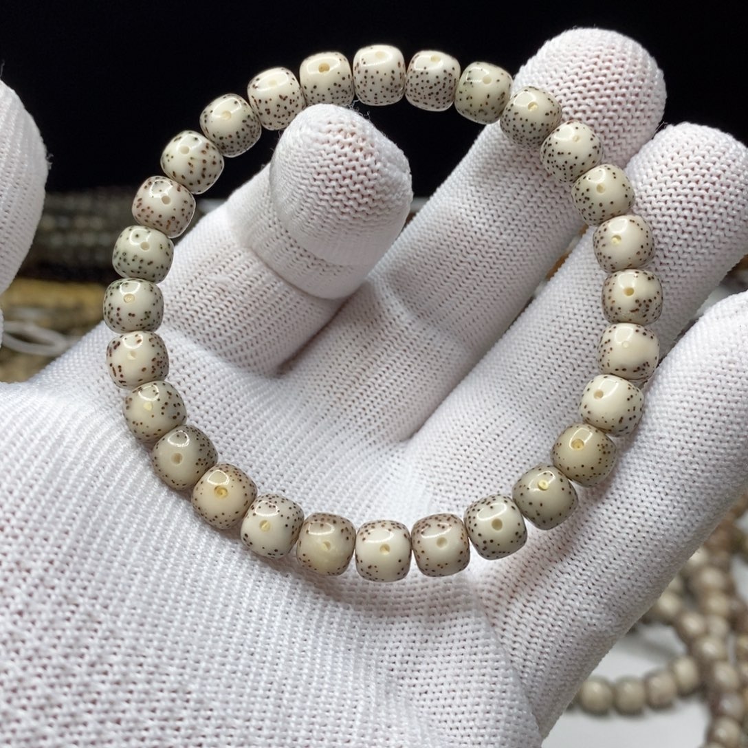 星月菩提手串星月菩提8x7股瓷白月留白-开播福利