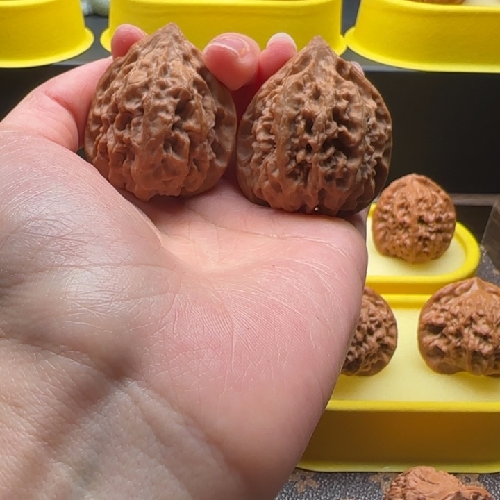 文玩核桃把件40顽石