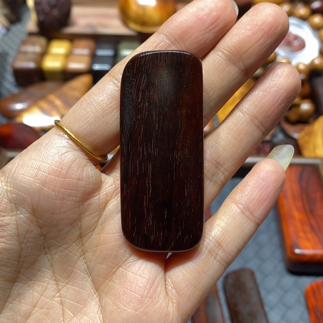 大***岳檀香紫檀（小叶紫檀）