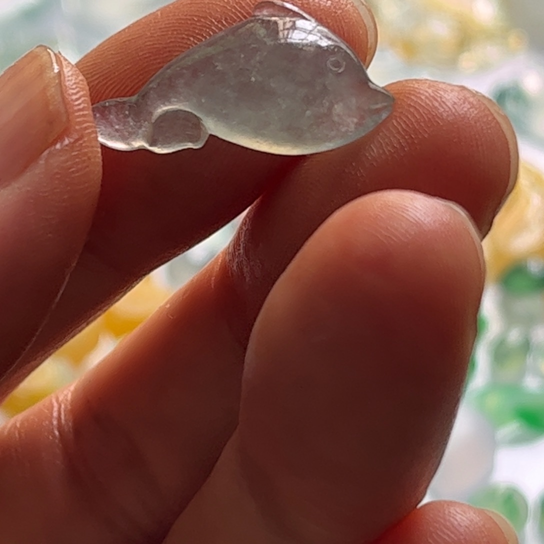 未镶嵌定制翡翠海豚
