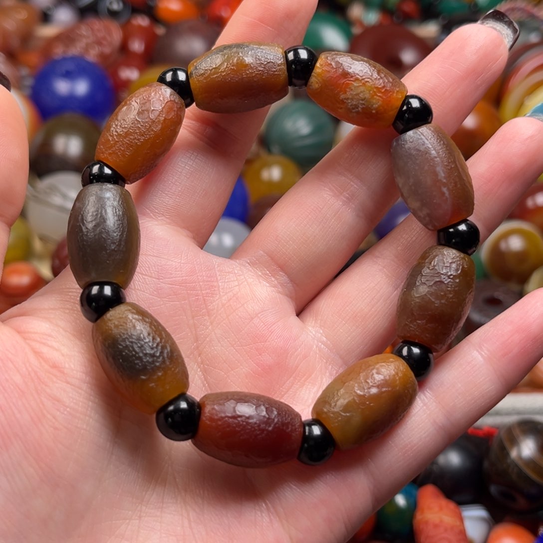 玛瑙/玉髓颈饰未镶嵌