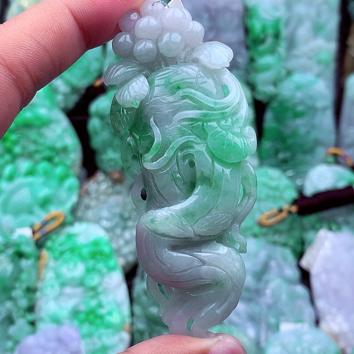 翡翠未镶嵌吊坠(不含链)