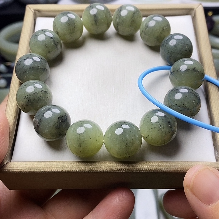 和田玉未镶嵌手链